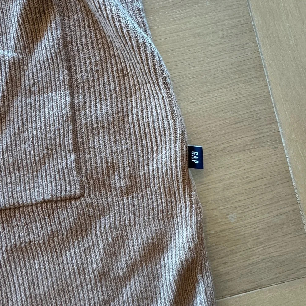 GAP Women's Beige Cardigan Sweater L - Picture 3 of 5